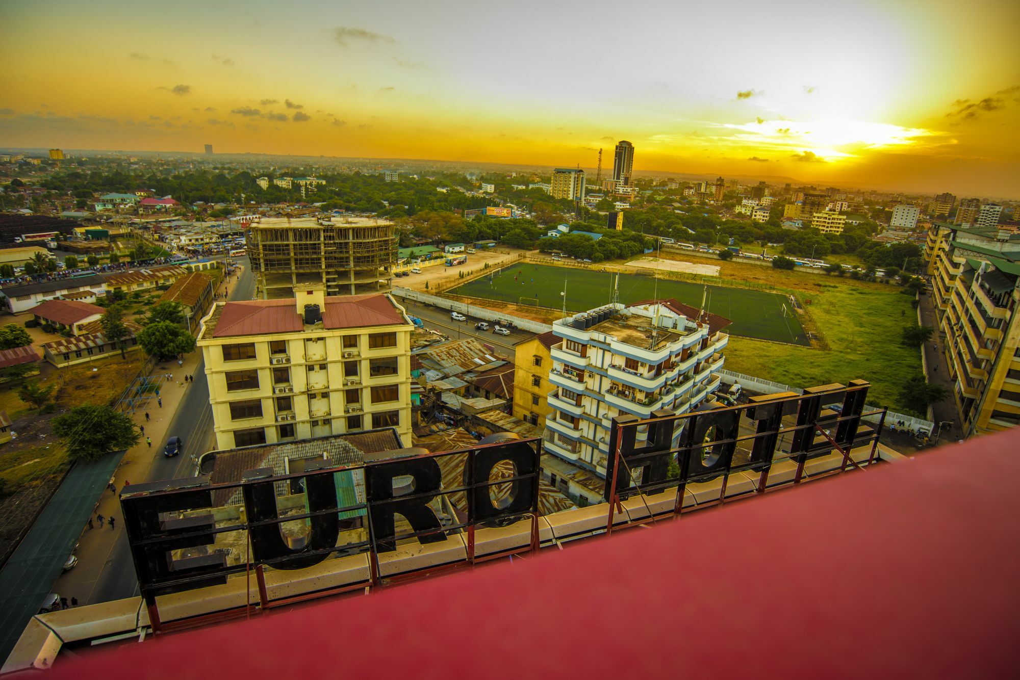 Euro Hotel And Apartments Дар-ес-Салам Екстер'єр фото